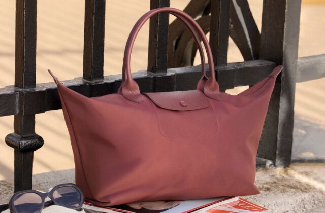 Buy Longchamp Le Pliage Original M Handbag Pink Tea in Saudi Arabia